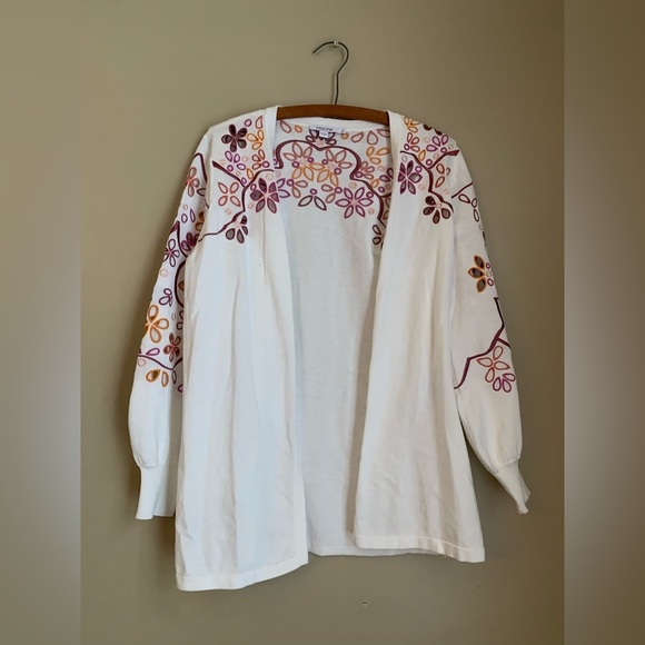 Chicos cardigan sweater multi eyelet alabaster embroidered spring Easter - Picture 2 of 11